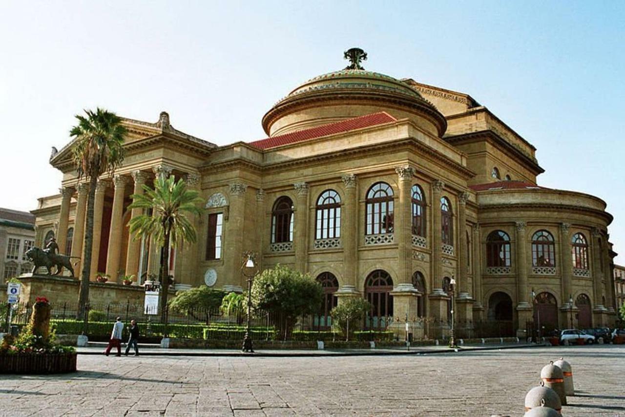 Casa Vacanze Nadi Palermo Exteriör bild