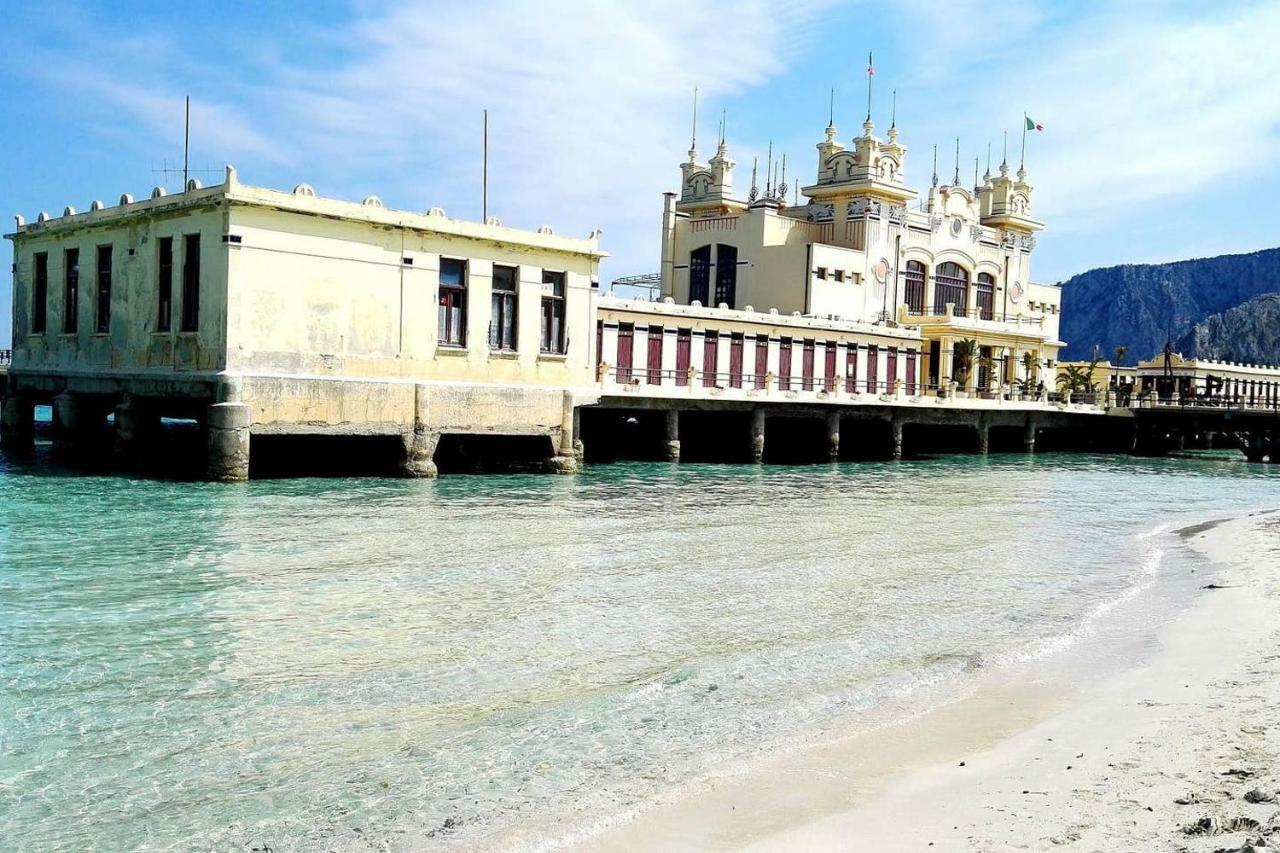 Casa Vacanze Nadi Palermo Exteriör bild